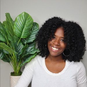 Meet your Posher, Jasmine